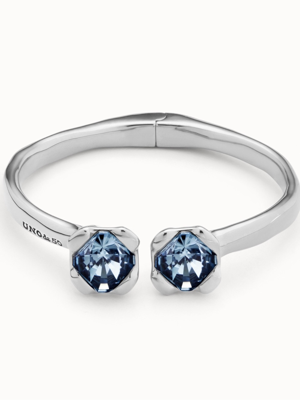 NEW - UNO de 50 Bangle Bracelet with Blue Crystals